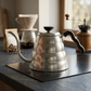 Hario V60 Wasserkocher Edelstahl – Präziser Schwanenhals-Ausguss für Filterkaffee